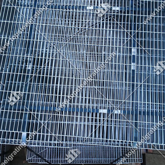 Press-locked Steel Grating
